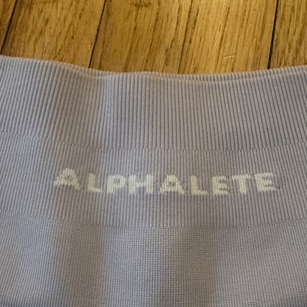 Alphalete Amplify Shorts Small - Picture 3 of 4
